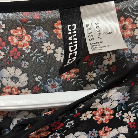 Peplum Floral Blouse - Picture 2 of 4